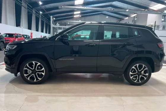 Exterior de Jeep Compass 
