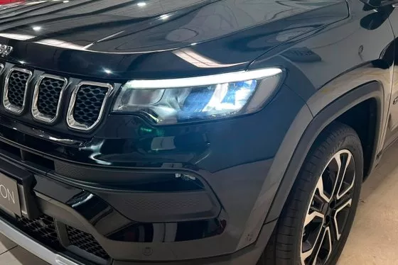 Exterior de Jeep Compass 