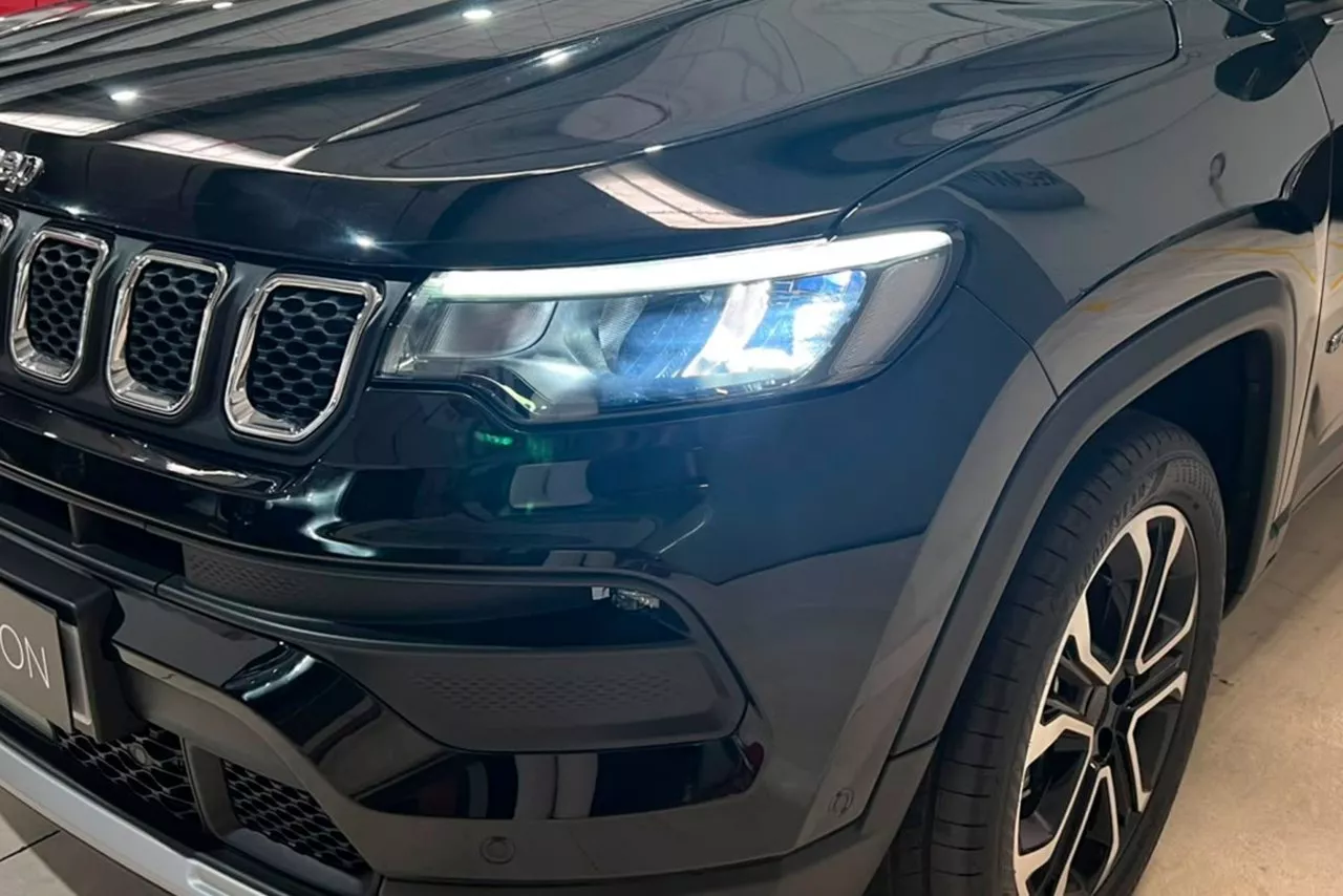 Exterior de Jeep Compass 