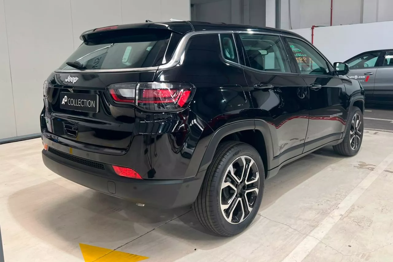 Exterior de Jeep Compass 